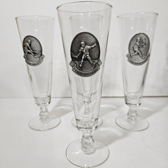 Set of 4 Pilsner Beer Glasses with Tennis Theme Pewter Medallions by Fort - 1970 - Picture 4 of 7